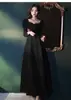 Vestido de Brindis de Novia 2026 Primavera Nuevo Estilo Elegante Vestido de Boda Borgoña que Se Puede Usar Casual, de Manga Larga, Elegante y Adelgazante