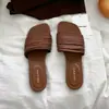 Novo Estilo Primavera e Verão 2026 com Saia, Design de Nicho, Sandálias de Dedo Romanas Tecidas Finas Modernas para Aumentar a Altura, Sandálias de Praia para Mulheres