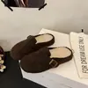 Sandálias de encaixe de lã retrô para mulheres, novo estilo outono/inverno 2026, sapatos Birkenstock de feltro cinza com sola grossa