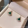 Pendientes de Alta Gama Baojia con Forma de Falda, Pendientes de Alta Gama de Nácar Blanco para Mujer, Pendientes Gruesos con Forma de Abanico Incrustados con Diamantes, Chapados en Oro Rosa de 18 Quilates, Ins