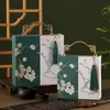 En Stock Estilo Chino Retro Cierre Magnético Tapa abatible Caja de Regalo Estilo Sombra Dispersa de Ciruelo de Jade Caja de Regalo de Toalla para Cosméticos para Regalar