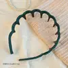 Tiara de Resina Ondulada para Lavar o Rosto Estilo Coreano para Mulheres, Novo Modelo 2026, Presilha para Cabelos Soltos, Grampo Esportivo, Tiara de Plástico para o Topo da Cabeça