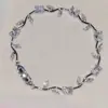 Exquisita Pulsera con Incrustaciones de Gemas Coloridas para Mujer, Estilo de Lujo Ligero, Pulsera Nicho de Alta Gama, Joyería de Mano con Temperamento Versátil Personalizado