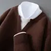 Suéter 100% Lana Otoño/Invierno 2026 para Hombre, Falso Dos Piezas Cuello en V, Tejido Grueso de Bloques de Color, Capa Base Casual de Negocios