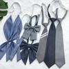 Corbata Gris Lazo Cruzado para Mujer Raíz de Pluma Uniforme Estudiantil Japonés Toga Académica Falda Plisada Cuello de Lazo Versátil