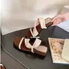 Versão em Couro de Vaca, Dupla Utilização, Salto Quadrado de 4cm, Aumenta a Altura, Solado Grosso, Tiras Envolventes, Chinelos para Férias na Praia para Mulheres, Adequado para Uso Externo no Verão