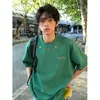 Camiseta Masculina de Verão Estilo Americano, Tecido Pesado, Gola Alta, Tie-Dye Verde Escuro Lavado com Bordado, Manga Curta, Toque de Luxo para Casais