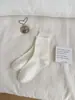 Calcetines blancos de encaje para mujer, calcetines de media pantorrilla para otoño e invierno, calcetines largos lindos estilo retro japonés de lunares para niñas, estilo universitario