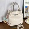 Bolso Cesta de Verduras de Mano de Alta Gama Transfronterizo para Mujer 2026 Nuevo Estilo Moda Versátil Bolso de Hombro Único Bolso Cruzado Tipo Cubo