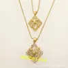V Oro Versión Alta Buccellati Collar Versátil Trébol de Cuatro Hojas Cepillado Ópera Casa Estilo de Corte Nácar Esmalte Chapado en Oro 18k