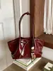 Bolso tote de lujo ligero, de nicho, de alta gama para mujer, con gran capacidad, cuero encerado al aceite vintage y diseño versátil adecuado para ir al trabajo