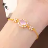 Pulsera Francesa de Lujo Ligero Rosa Gota de Agua Full Diamante Color Duradero Moda de Gama Alta Versátil Exquisita Pulsera de Calcedonia Rosa