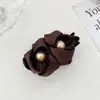 Novo Prendedor de Coque Flor de Camélia Estilo Chinês com Pérolas e Toque de Luxo, Novo Prendedor Jacaré para Cabelo Semi-Preso na Parte de Trás da Cabeça