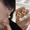 Aguja de plata 925, diseño de nicho, aretes de puesto de mercado nocturno, fuente mayorista, aretes de moda estilo coreano, aretes populares