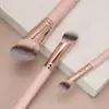 Brocha de Base Nueva Rosa Transfronteriza con Cabeza Inclinada Brocha Inclinada Brocha para Corrector de Punta de Dedo Pelo Suave Ligera y Sin Marcas Brocha para Base