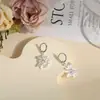 Pendientes de Flor de Perla Estilo Casual para Mujer Diseño Original Galvanizado Ecológico Aguja de Plata S925 Tienda Compra al por Mayor Accesorios