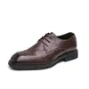 Sapatos de couro masculinos com cadarço para negócios transfronteiriços, novos sapatos casuais masculinos estilo britânico para quatro estações, sapatos masculinos texturizados de grande tamanho para comércio exterior