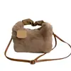 Bolso de Peluche para Niñas 2025 Otoño e Invierno Nuevo Estilo Bolso Cruzado Versátil Bolso de Nicho Estilo Chanel