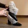 Sapatos Pequenos de Couro de Bico Fino de Luxo para Mulheres, Sapatos de Pelo Retro Slip-On, Sapatos de Algodão Quente de Veludo Grosso de Salto Alto