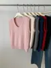 Colete de Tricô Liso Colorido com Decote U para Mulheres, 26 Outono/Inverno Estilo Coreano Fashionável Camada Versátil Sem Mangas Suéter Colete