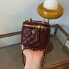 Bolso Cubo de Moda Portátil Vintage para Mujer 2026 Nuevo Estilo Bolso de Hombro Acolchado con Cadena Estilo Chanel Bolso Cruzado Versátil