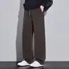2026 Nuevo Estilo Pantalones Largos para Hombre de Otoño Versátiles Americanos Sueltos Rectos Suaves Cómodos con Patrón de Trigo Cordado