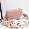 Bolso Pequeño con Correa Ancha para el Hombro para Mujer 2023 Nuevo Moda Estilo Coreano Color Block de Moda Bolso de Mujer Distintivo Bandolera Pequeño Cuadrado