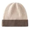 Gorro de Cachemira para Mujer 100% Cachemira Pura Otoño e Invierno Versátil Simple Moda Combinación de Colores Cálido Baotou Protección para los Oídos Gorro de Punto
