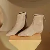 Botines cortos estilo Martin de punta para mujer, nuevo estilo otoño e invierno, cómodos para los pies, tacón grueso de altura media, cierre trasero, botines cortos que estilizan