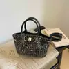 Bolso Cruzado de Hombro Único de Alta Gama Estilo Chanel Transfronterizo para Mujer 2026 Nuevo Bolso Cruzado Elegante con Cierre de Lentejuelas Bolso de Mano