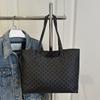 Bolsa Tendência Estilo Relaxado para Mulheres 2025 Nova Bolsa Tote de Ombro Grande Capacidade com Estampa de Letras para Trabalho e Deslocamento