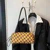 Bolso de Hombro Casual Simple de Alto Valor Estético para Mujer 2026 Nuevo Bolso de Axila a Cuadros Estilo Coreano Bolso de Mano Versátil Bolso de Mujer