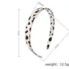 Nova faixa de cabelo da Amazon com 1,8 cm de largura, com toque de alta qualidade, estampa de leopardo, adequada para mulheres usarem ao lavar o rosto, faixa de cabelo antiderrapante feita de material de PC