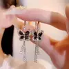 Pendientes de Borla de Cristal Flor Mariposa de Lujo Ligero Estilo Nuevo 2026 para Mujer, Pendientes de Moda y Elegantes, Estilo Ins Nuevo Estilo Coreano
