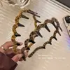 Diadema Elegante de Felpa con Estampado de Leopardo Ondulado para Mujer, Textura Esponjosa, Corona Alta, Diadema para Lavarse la Cara, Accesorio de Pelo de Alta Gama, Pinza para el Pelo