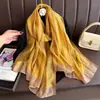 Nuevo Bufanda de Rayas Ajustadas con Hilo Dorado de Seda Imitación para Mujer, Moda Transfronteriza Versátil Bufanda Dorada de Seda con Chal Decorativo
