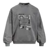 Sudadera con Estampado de Personaje Fragmentado Cuello Redondo para Hombre Primavera y Otoño Holgada Tendencia High Street Desgastado Tie-dye Ropa Deportiva