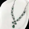 Moderna Cadena con Colgante de Lujo para Mujer, Elegante y Creativo Set de Joyería de Alta Gama con Aretes