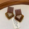 Pendientes de borla con carcasa de madera marrón transfronterizos europeos y americanos, pendientes de estilo vintage Maillard, pendientes de mujer de lujo ligero de alta gama