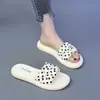 Novedad Moda Casual Primavera/Verano 2026 Sandalias de Lunares Franceses con Punta Abierta Zapatos para Mujer Pantuflas Versátiles Transfronterizo