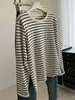 Camiseta de manga larga con cuello redondo y rayas de bloques de color de estilo coreano para mujer, holgada y estilizada, adecuada para primavera y otoño, top básico de estilo coreano