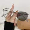 Gafas de Colores Cambiantes Anti-Luz Azul de Moda para Mujer Tendencia Mismo Estilo Xiaohongshu Gafas Decorativas Sin Graduación Marco de Gafas Tr90 Transfronterizo para Hombre