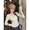 Camiseta básica de punto con cuello en V y encaje de estilo francés para mujer, corte ajustado y cálida, adecuada para primavera y otoño