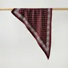 Lenço de Cabeça Estilo Étnico, Lenço Triangular de Sarja Imitação de Seda com Estampa Paisley, Touca, Lenço Triangular com Estampa Paisley Atacado