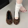 Zapatos planos de estilo francés para mujer, nuevo modelo de verano 2026, mocasines planos slip-on de punta cuadrada con lazo, zapatos Mary Jane