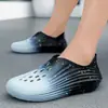 Nuevos Zuecos de Verano para Hombre, de Suela Gruesa, Antideslizantes, Transpirables, Sandalias Totalmente Cubiertas para Uso en Exteriores, Zapatos de Playa, Talla Grande