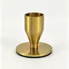 Atacado de Fábrica Castiçal de Metal Nórdico de Luxo Leve Cor de Latão Suporte de Vela de Ferro Forjado Decoração de Casa para Banquete de Casamento Transfronteiriço