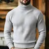 En stock otoño e invierno 2026 nuevo suéter liso simple para hombre, suéter de cuello alto casual de moda para hombre