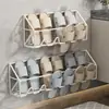 Sapateira de parede atrás da porta, design simples para dormitórios, sem necessidade de furar, adequada para paredes de banheiro, uma solução de armazenamento para sapatos
