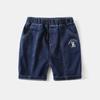 Shorts Jeans de Verão para Crianças 2026 Novo Estilo Calças Compridas até o Joelho para Meninos Versão Coreana Shorts Jeans Azul Escuro para Bebê Atacado